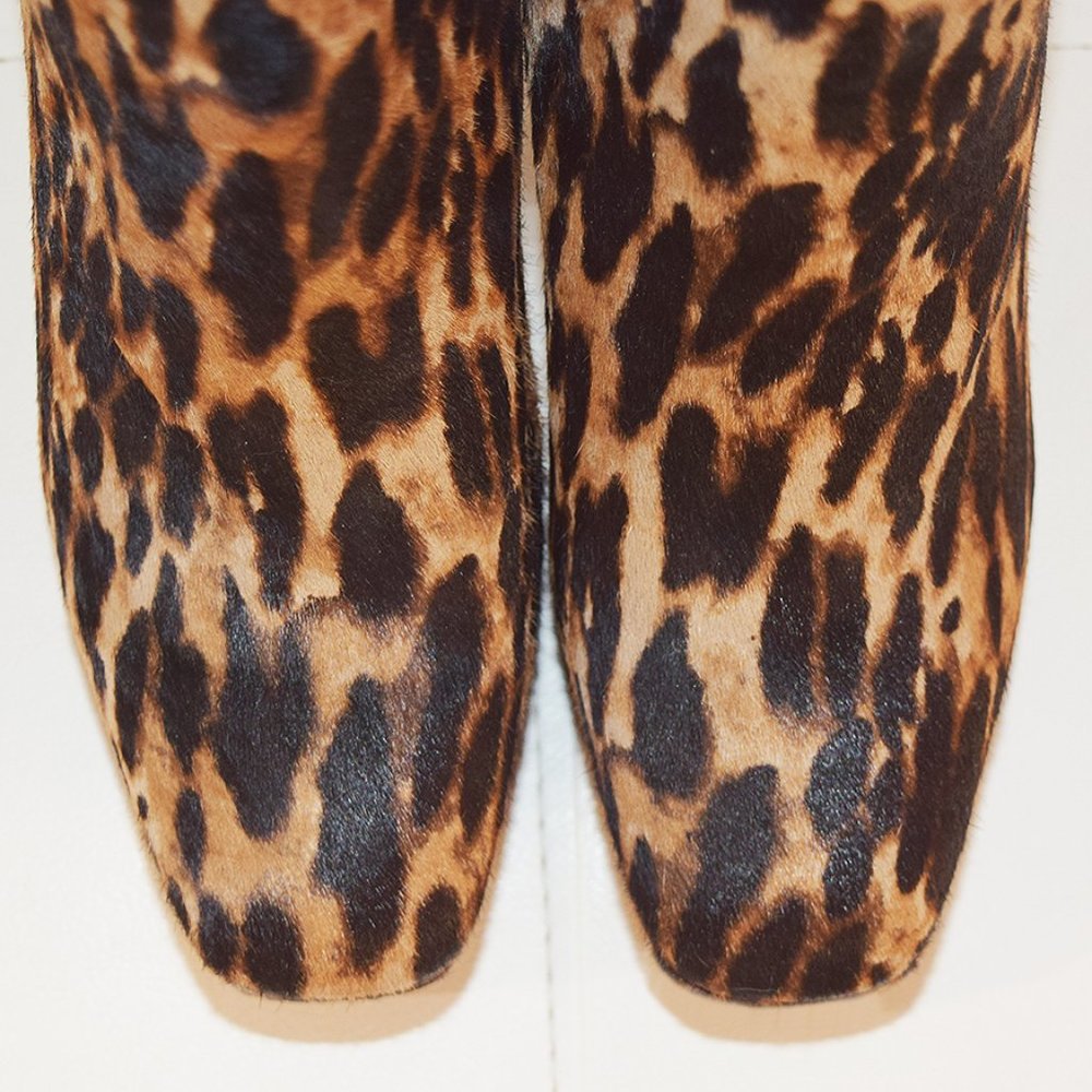 SOLD / Vince Camuto Leopard Calf Hair Platform Bootie  / Size 8M - Picture 6 of 10